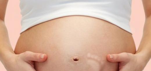 Dojenček se veliko giblje v želodcu. Dojenček se zelo pogosto premika v želodcu